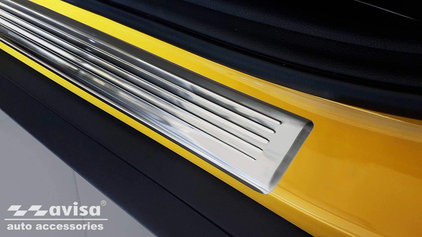 Stalowe nakładki progowe Kia Stonic