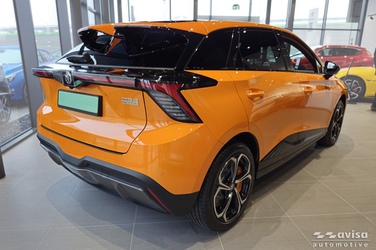 Nakładki ochronne na progi MG 4