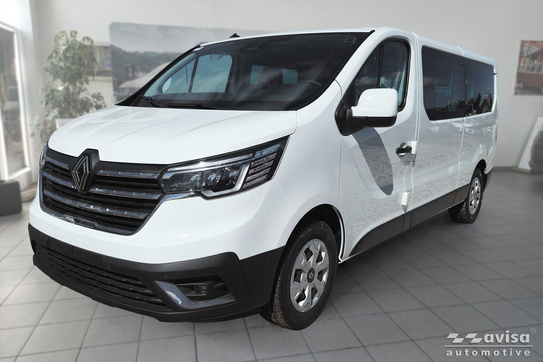 Nakładka na zderzak tylny do Renault Trafic 3 (Czarny mat)