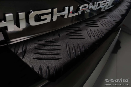 Nakładka na zderzak tylny do Toyota Highlander 4