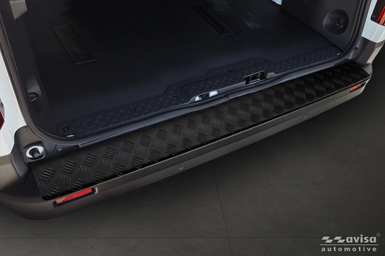 Nakładka na zderzak tylny do Renault Trafic 3 (Czarny mat)