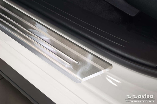 Nakładki progowe do Mazda CX-60