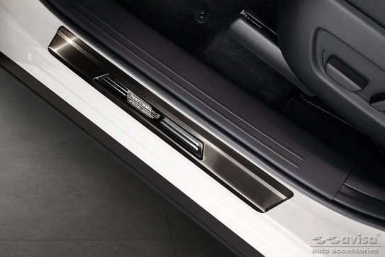 Nakładki progowe do Mazda CX-60