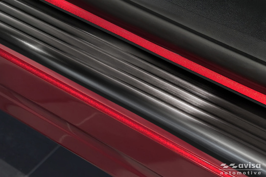 Nakładki ochronne na progi MG HS 2