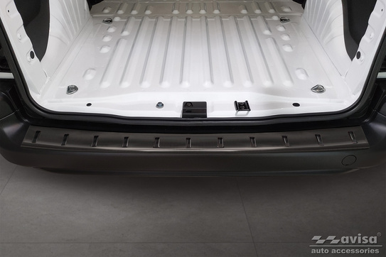 Nakładka STRONG na zderzak tylny Peugeot Partner 3