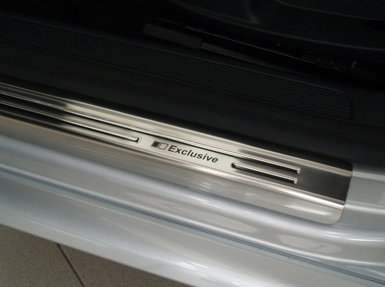 Zestaw (Nakładka na zderzak tylny + nakładki progowe) do Volkswagen Passat B7 