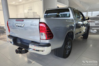 Nakładki progowe do Toyota Hilux 8