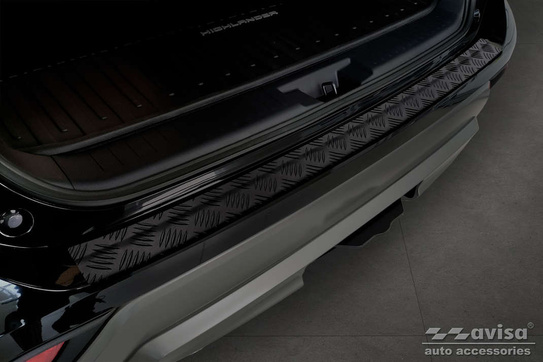 Nakładka na zderzak tylny do Toyota Highlander 4