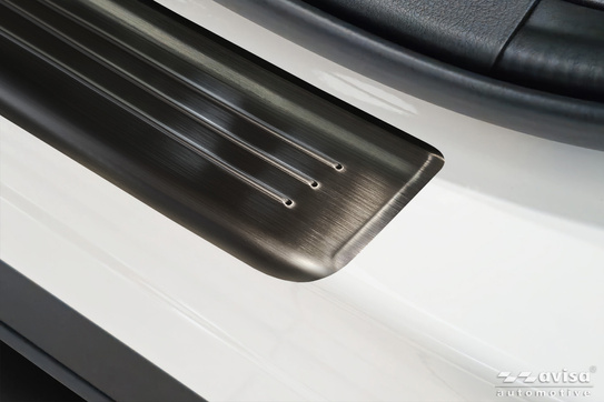 Nakładki progowe do Mazda CX-80