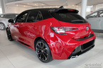 Nakładka na zderzak tylny do Toyota Corolla 12 Hatchback (Czarna)