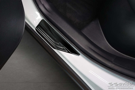 Nakładki progowe Lexus NX 2