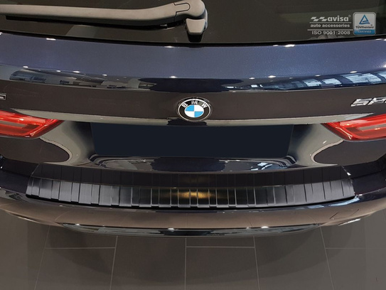 Nakładka na zderzak tylny do BMW serii 5 G31 Touring (Czarna)