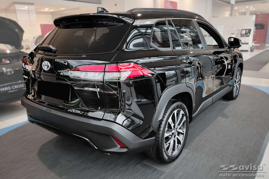 Nakładka na zderzak tylny do Toyota Corolla Cross (Carbon)