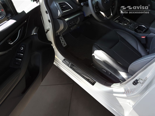 Nakładki na progi do Subaru Impreza 5  (Stal czarna 4 szt.)