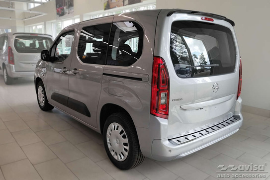 Nakładka STRONG na zderzak tylny Opel Combo E Life