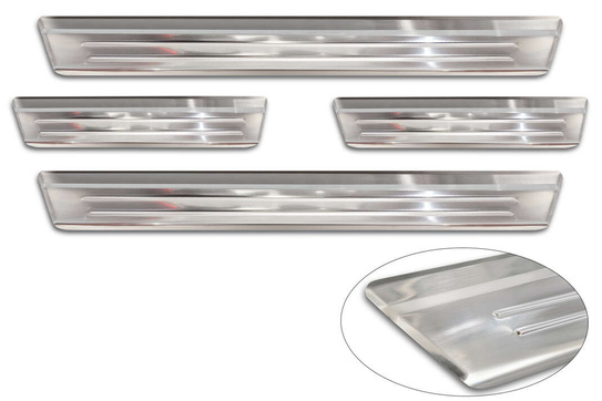 Nakładki progowe do MAZDA CX-30