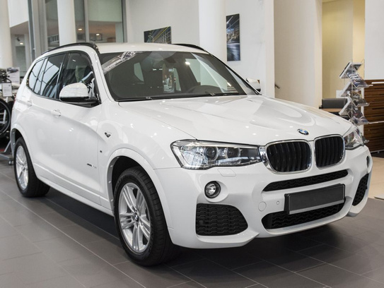 Nakładka na zderzak tylny do BMW serii X3 F25 (Czarna-Lustro)