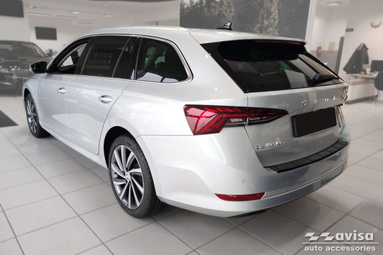 Nakładka na zderzak tylny do Skoda Octavia 4 Kombi