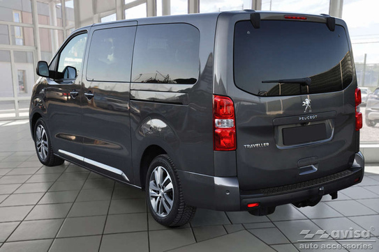 Nakładka na zderzak tylny do Peugeot Traveller