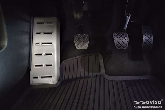 Podstopnica do Skoda Octavia 4