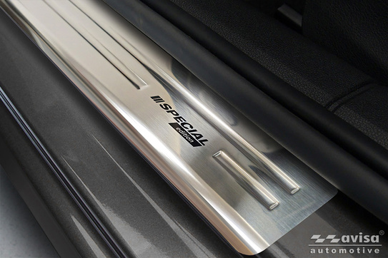 Nakładki progowe Skoda Octavia 3 Kombi (Stal)