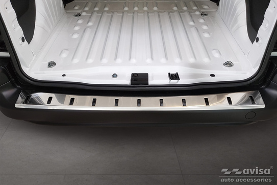 Nakładka STRONG na zderzak tylny Peugeot Partner 3