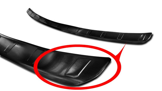 Nakładka na zderzak tylny do FORD KUGA 3 (Czarna) 