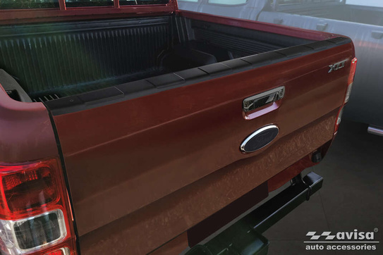 Nakładka na tylną klapę bagażnika do Ford Ranger 5