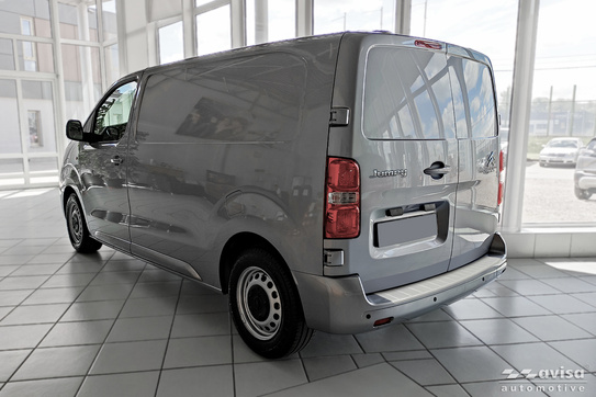 Nakładka na zderzak tylny do Citroen Jumpy 3 (Srebrny mat)