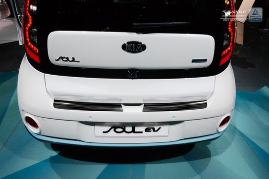 Kia Soul II EV Czarna Nakładka (listwa) ochronna na zderzak tylny