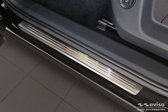 Nakładki progowe do Volkswagen Tiguan 3 (Stal)