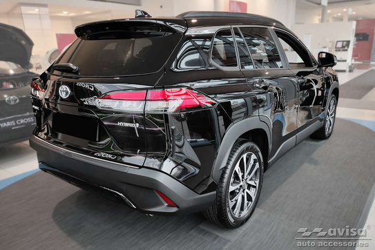 Nakładki progowe do Toyota Corolla Cross (Stal -Czarna)