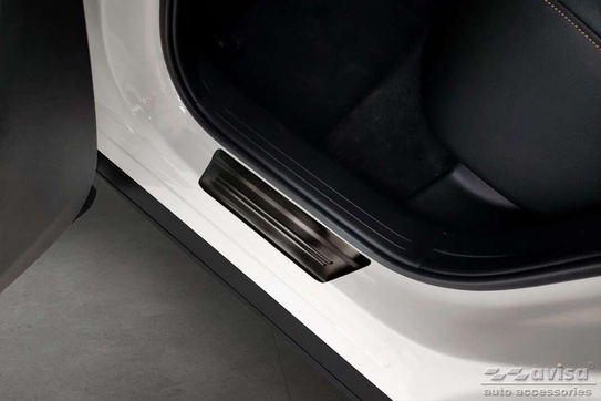 Nakładki progowe do Mazda CX-60