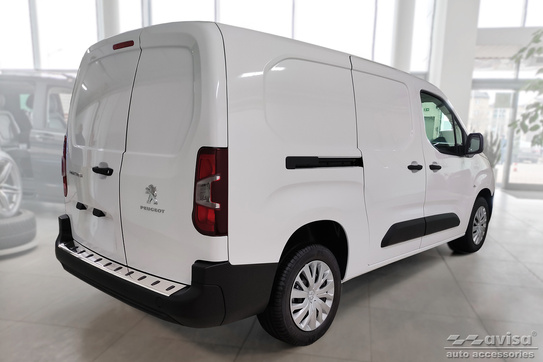 Nakładka STRONG na zderzak tylny Peugeot Partner 3