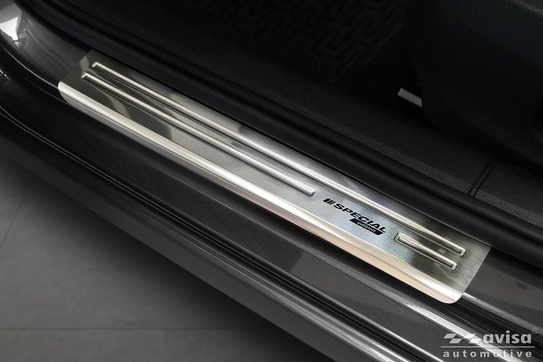 Nakładki progowe Skoda Octavia 3 Kombi (Stal)