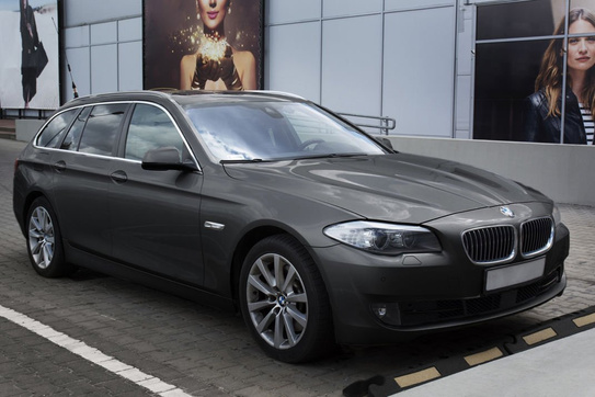 Nakładka na zderzak tylny do BMW serii 5 F11 Kombi Carbon+Stal