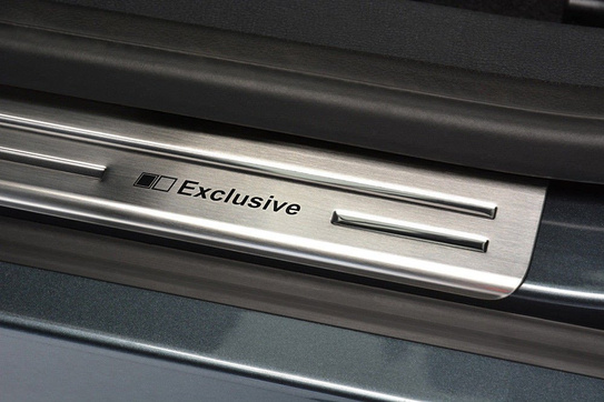 Nakładki progowe Skoda Yeti (Stal). 2/19012