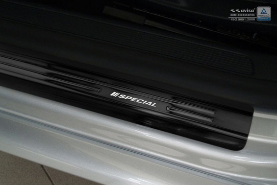 Nakładki progowe Volkswagen Passat B6 (Czarne)  2/22086