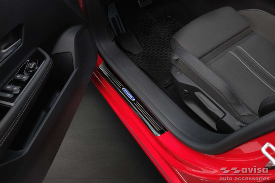 Nakładki na progi Opel Astra 6 L Hatchback