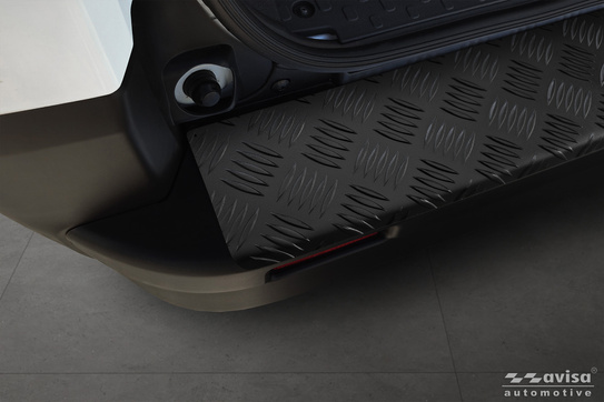 Nakładka na zderzak tylny do Renault Trafic 3 (Czarny mat)