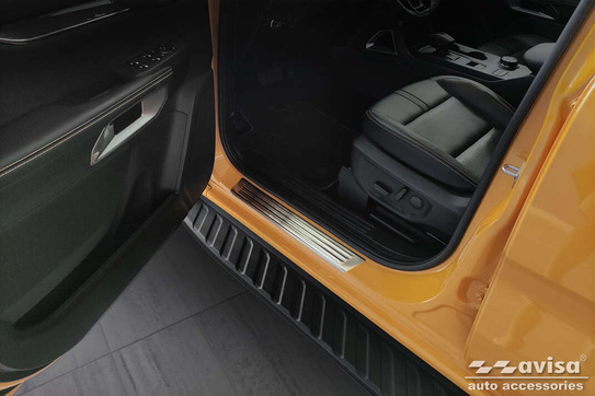 Nakładki na progi do Ford Ranger 6