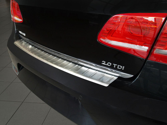 Zestaw (Nakładka na zderzak tylny + nakładki progowe) do Volkswagen Passat B7 