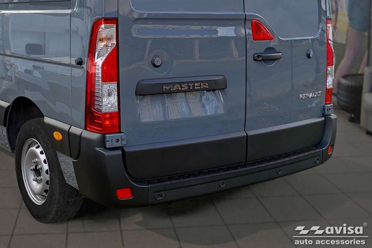 Nakładka na zderzak tylny do Renault Master 3