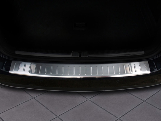 Zestaw (Nakładka na zderzak tylny + nakładki progowe) do Volkswagen Passat B6 Kombi