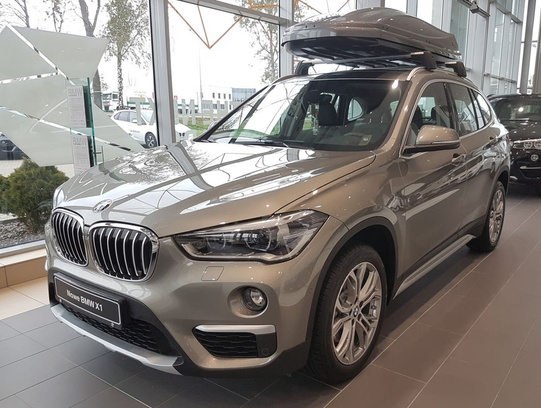 Nakładka na zderzak tylny do BMW serii X1 E84 (Czarna)