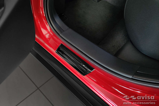 Nakładki progowe do MAZDA CX-30 Stalowe