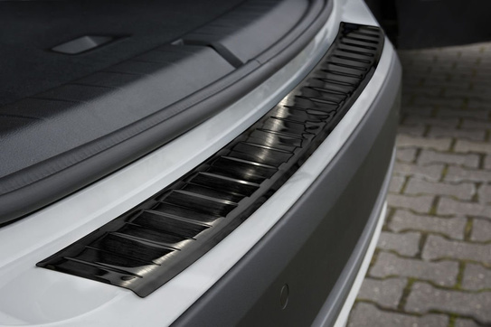 Nakładka na zderzak tylny do BMW serii X1 F48 (Czarna)