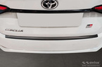 Nakładka na zderzak tylny do Toyota Corolla 12 Sedan (Czarna)