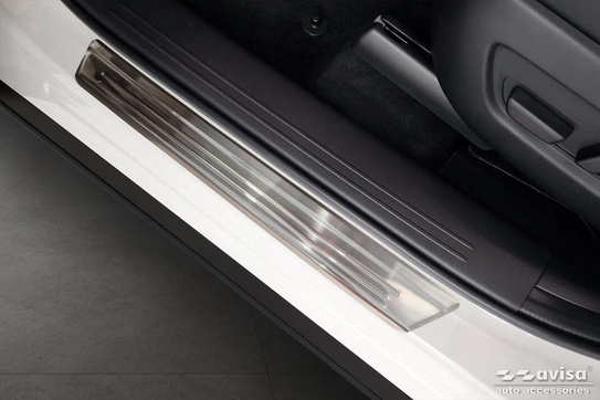 Nakładki progowe do Mazda CX-60