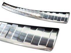 Nakładka na zderzak tylny do Mercedes W247 B klasa (Stal)